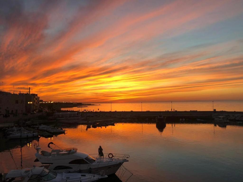 Nel Mar Casa Vacanze Giovinazzo Exteriör bild